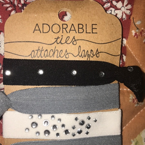 Hair ties - Picture 2 of 7